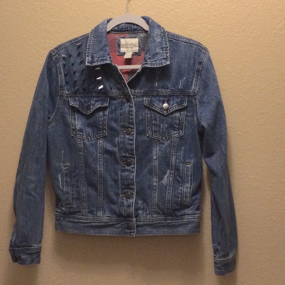 Forever 21 Jean Jacket Distressed with Spikes Size Small - Picture 2 of 11